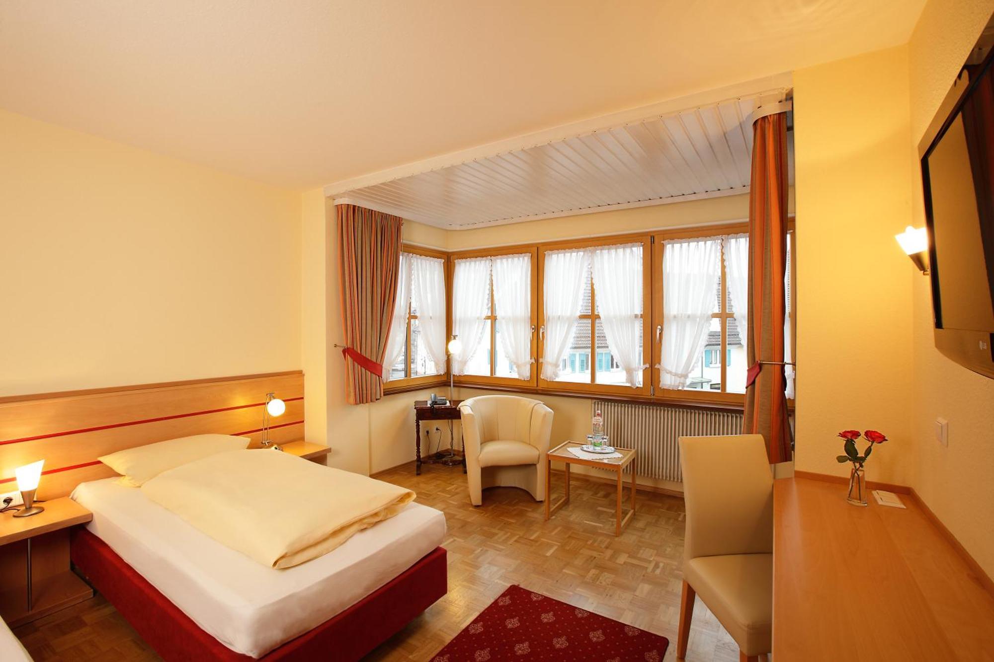 Bräunlingen Hotel Restaurant Lindenhof חדר תמונה